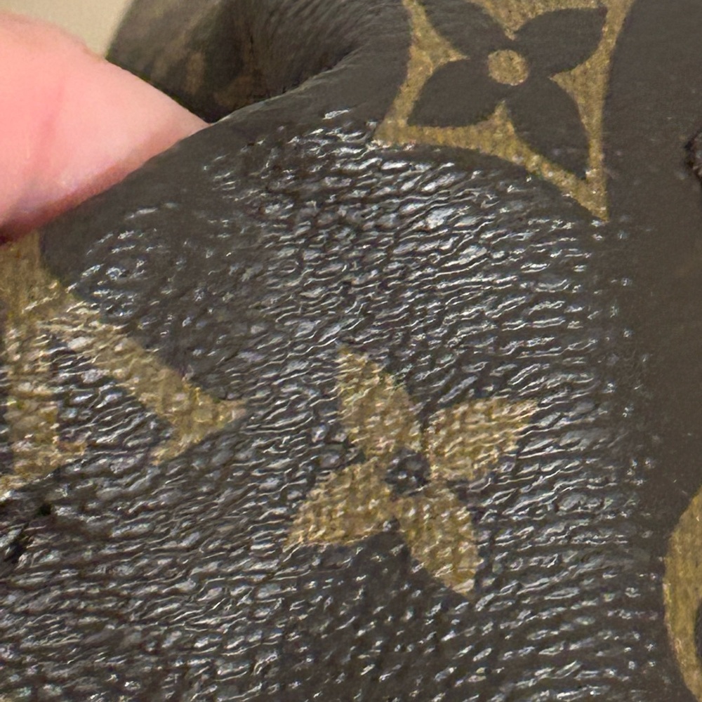 Louis Vuitton My World Tour Bumbag - Picture 13 of 16